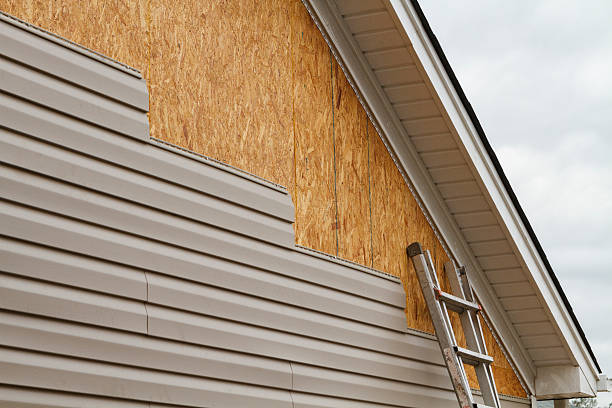 24/7 Emergency Vinyl Siding experts in Wendell, NC